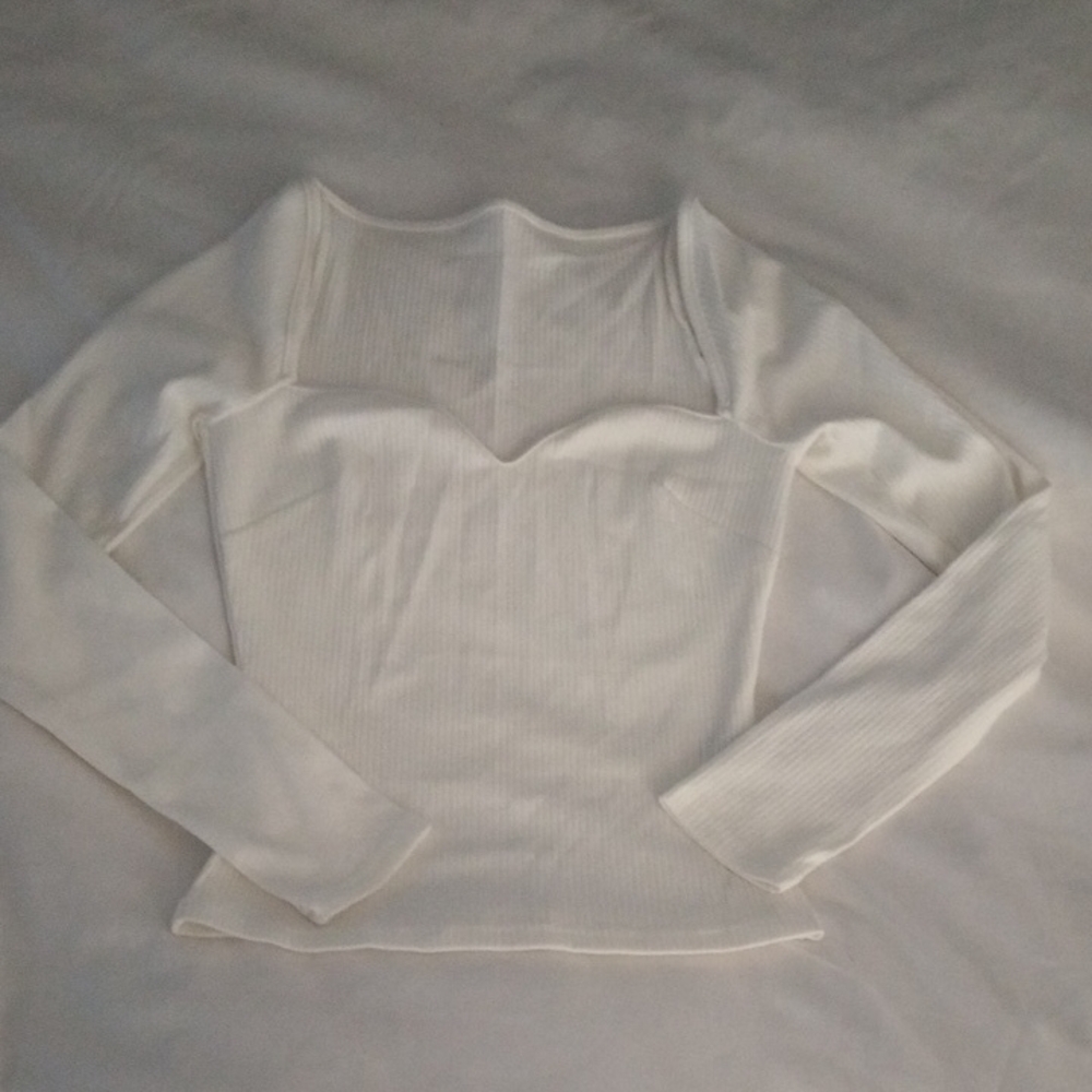 Elegant White Long Sleeve Women's Top